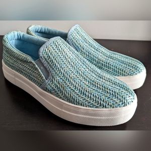 NWOT Soda shoes. Size 9